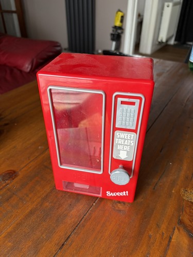 Red pull knob candy - knob,
