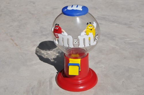 World vintage bubble gum - m&m's,
