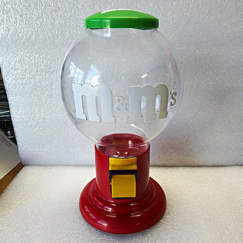 Candy dispenser vending - m&m's,